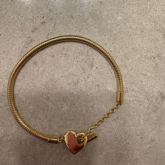 Pandora Jewelry - Pandora Moments Heart T-Bar Snake Chain Bracelet
14k gold platin